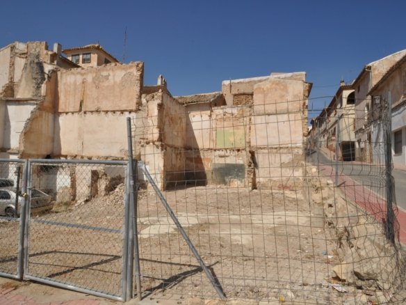 212 m² Land in Monóvar/Monóver - Caza De Casa