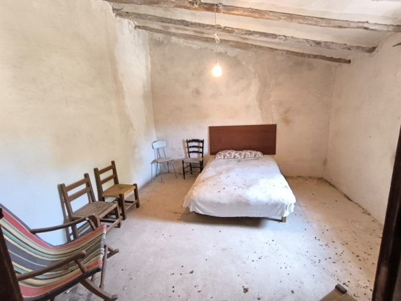 6 Bed 2 Bath Country House in Jumilla - Caza De Casa