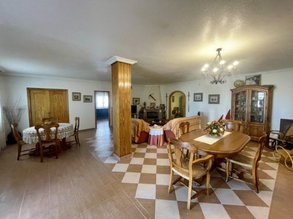 4 Bedroom 3 Bathroom Villa in Ciudad Quesada - Caza De Casa