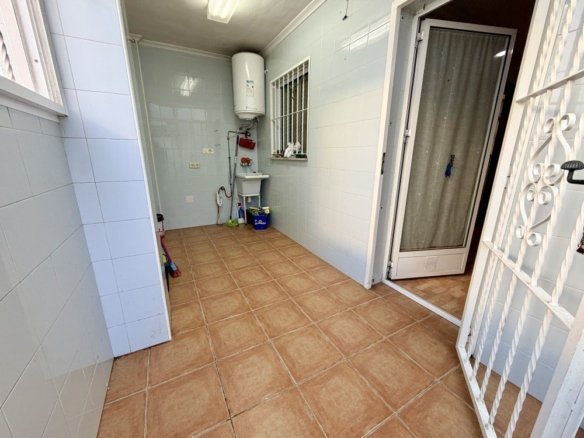 3 Bedroom 3 Bathroom Town House in Formentera del Segura - Caza De Casa