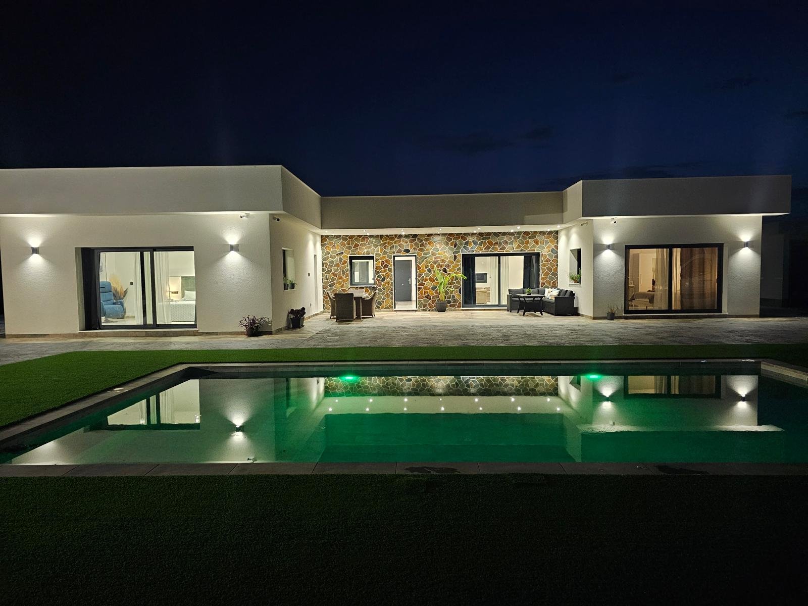 CSH198-106 4 Bedroom 4 Bathroom Country House in Ciudad Quesada - Caza De Casa
