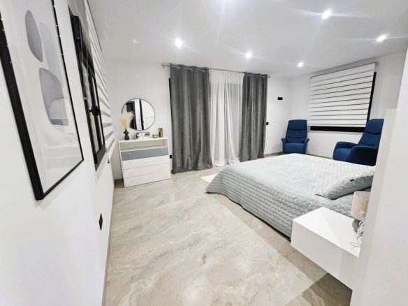4 Bedroom 4 Bathroom Country House in Ciudad Quesada - Caza De Casa