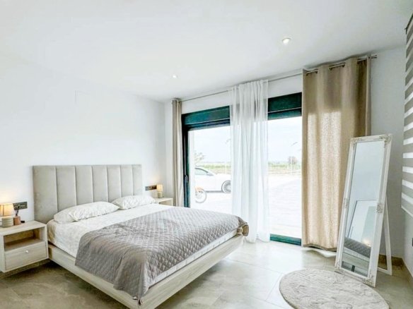 4 Bedroom 4 Bathroom Country House in Ciudad Quesada - Caza De Casa