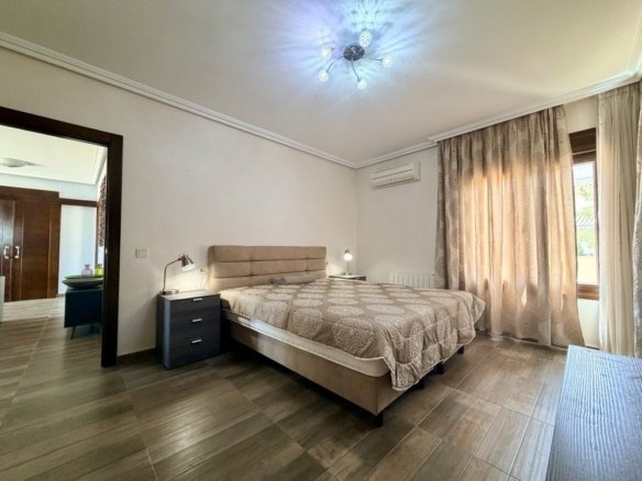 3 Bedroom 2 Bathroom Villa in Orihuela Costa - Caza De Casa