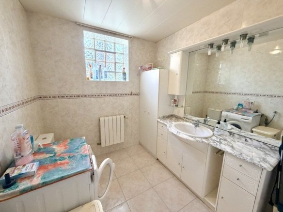 5 Bedroom 4 Bathroom Villa in Ciudad Quesada - Caza De Casa