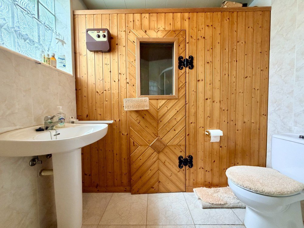 5 Bedroom 4 Bathroom Villa in Ciudad Quesada - Caza De Casa