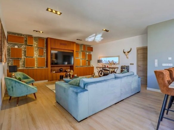4 Bedroom 3 Bathroom Villa in Benijofar - Caza De Casa