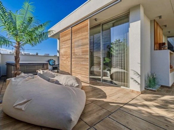 4 Bedroom 3 Bathroom Villa in Benijofar - Caza De Casa