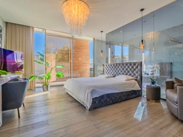 4 Bedroom 3 Bathroom Villa in Benijofar - Caza De Casa