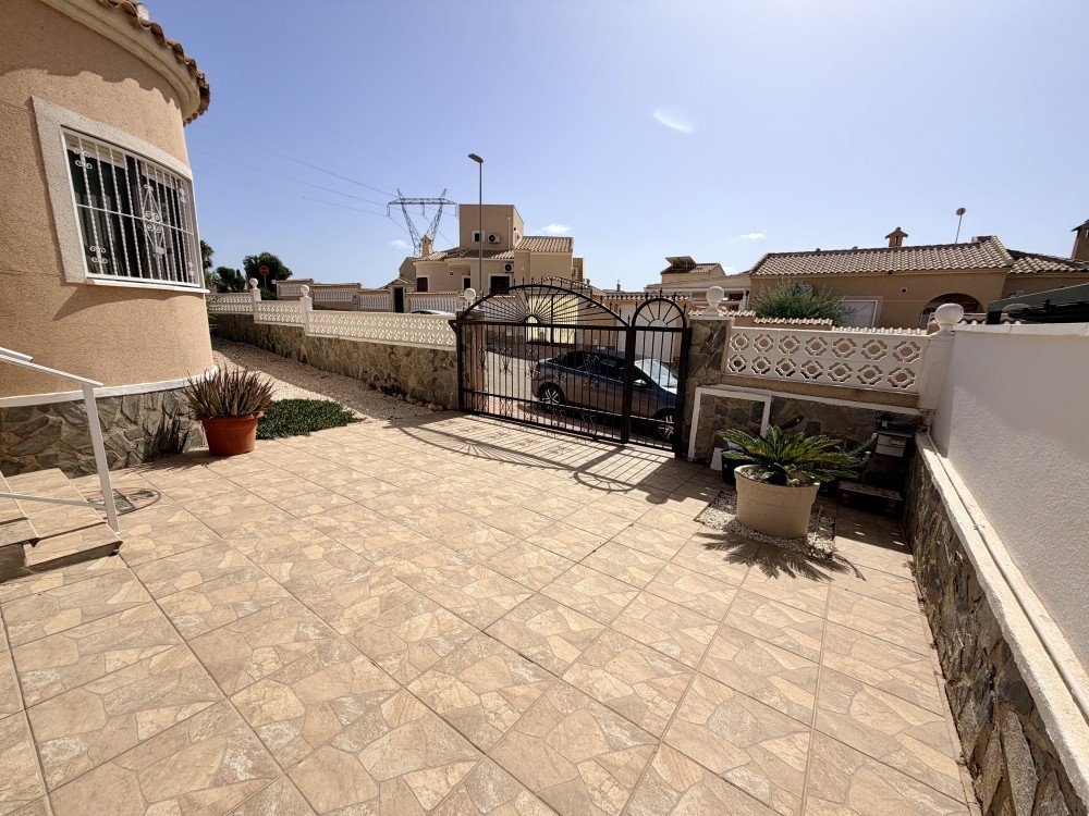3 Bed 2 Bath Villa in Benijofar - Caza De Casa