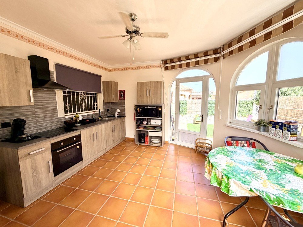 3 Bed 2 Bath Villa in Benijofar - Caza De Casa