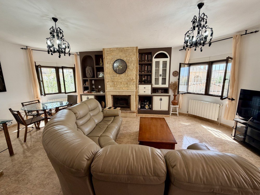 3 Bed 2 Bath Villa in Benijofar - Caza De Casa