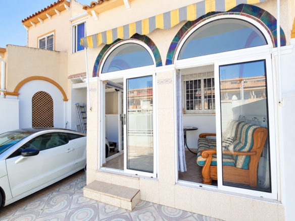 2 Bed 2 Bath Town House in Playa Flamenca - Caza De Casa