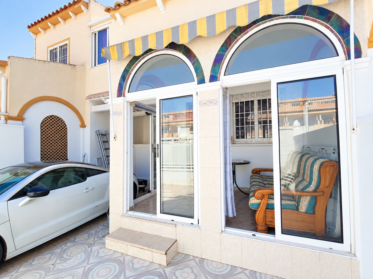 2 Bed 2 Bath Town House in Playa Flamenca - Caza De Casa