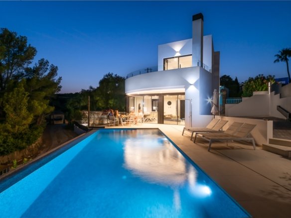 3 Bedroom 3 Bathroom Villa in Benissa - Caza De Casa