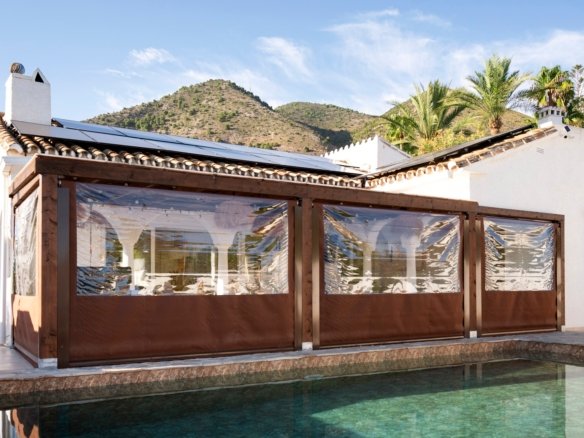 3 Bedroom 3 Bathroom Villa in La Capellania - Caza De Casa