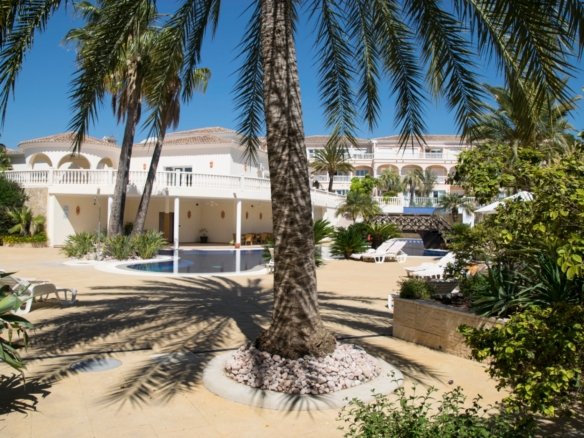 2 Bedroom apartment in Benissa - Caza De Casa