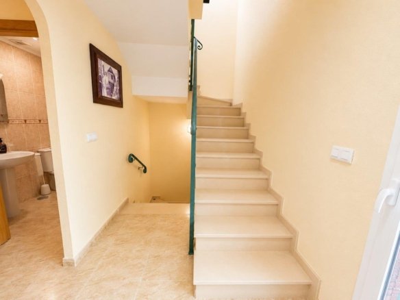 3 Bedroom 2 Bathroom Villa in El Carmoli - Caza De Casa
