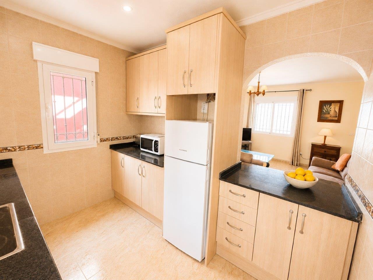 3 Bedroom 2 Bathroom Villa in El Carmoli - Caza De Casa