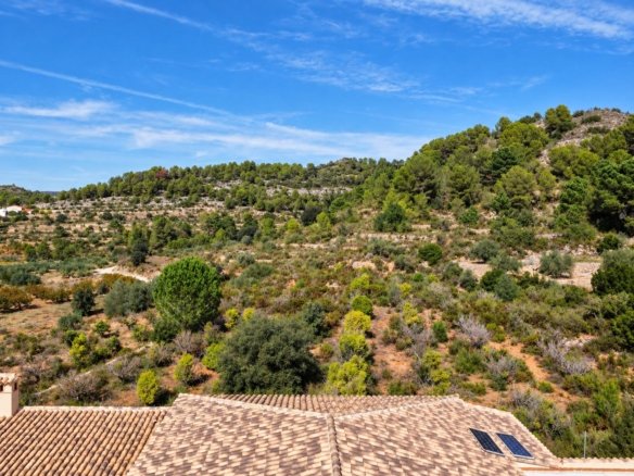 3 Bedroom 2 Bathroom villa in Cuatretonda - Caza De Casa