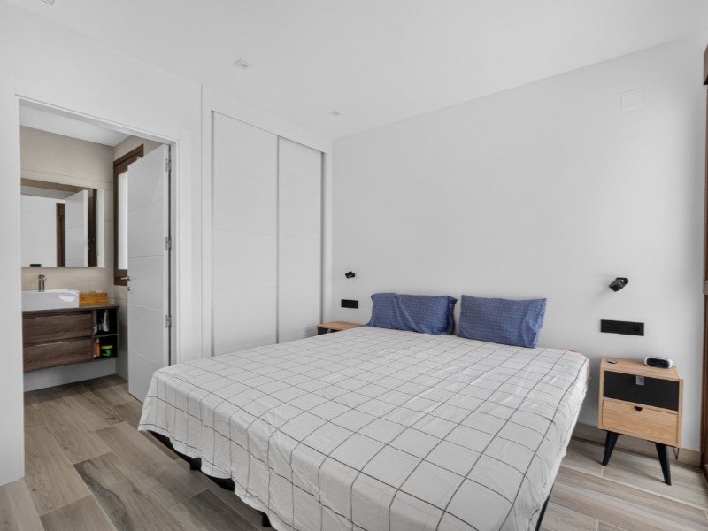 4 Bed 3 Bath Villa in Torrevieja - Caza De Casa