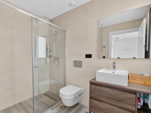4 Bed 3 Bath Villa in Torrevieja - Caza De Casa