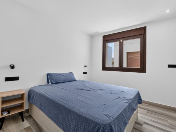 4 Bed 3 Bath Villa in Torrevieja - Caza De Casa