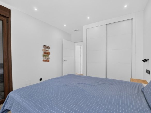 4 Bed 3 Bath Villa in Torrevieja - Caza De Casa