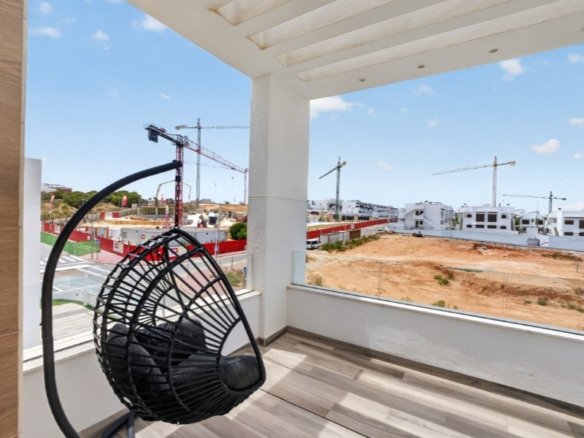 4 Bed 3 Bath Villa in Torrevieja - Caza De Casa