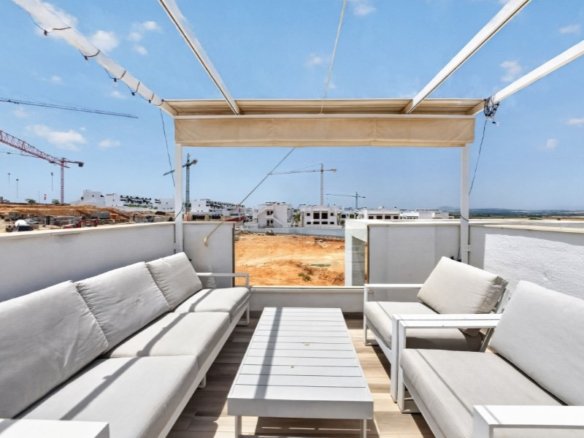 4 Bed 3 Bath Villa in Torrevieja - Caza De Casa