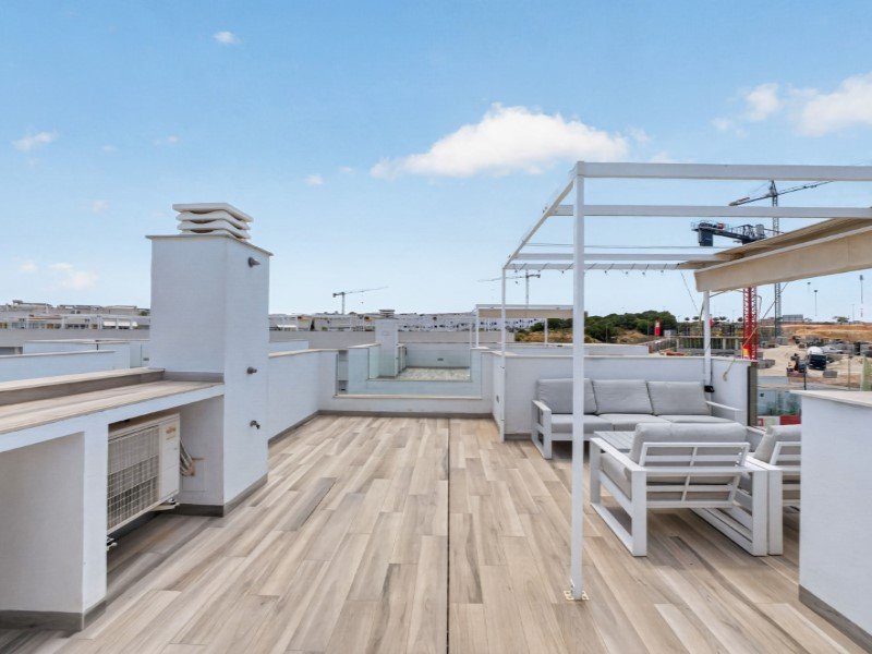 4 Bed 3 Bath Villa in Torrevieja - Caza De Casa