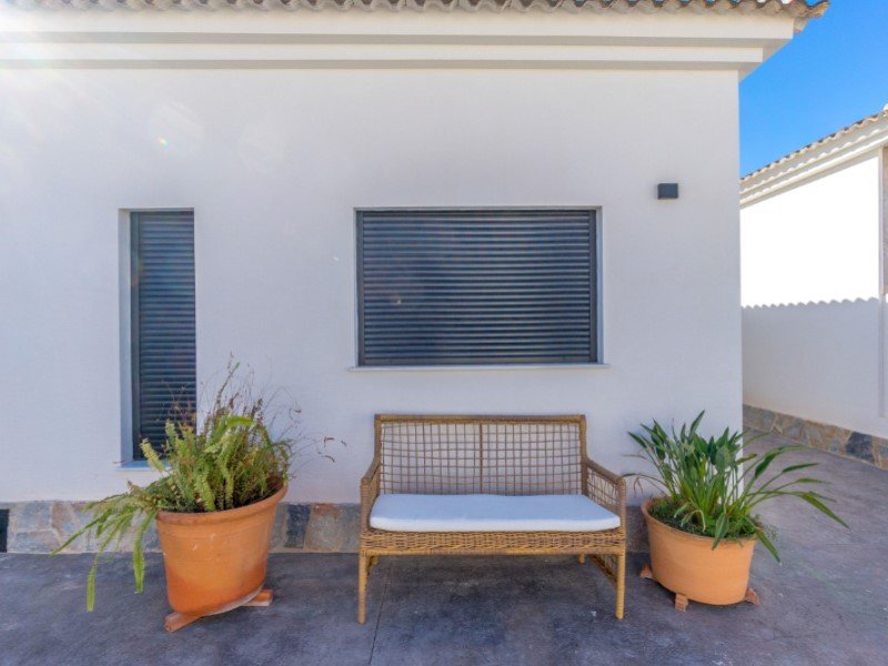 3 Bedroom 2 Bathroom Villa in Torrevieja - Caza De Casa