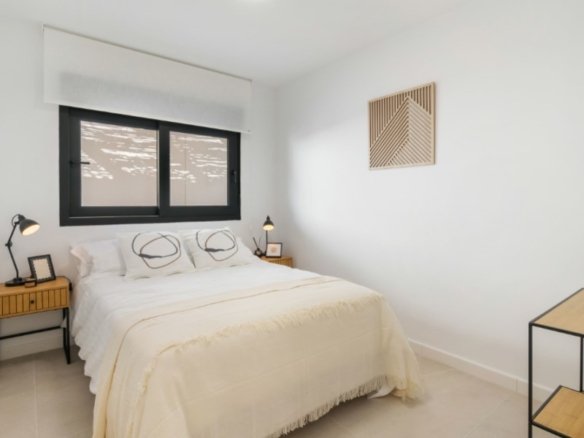 3 Bedroom 2 Bathroom Villa in Torrevieja - Caza De Casa
