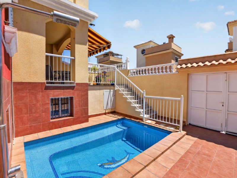 ID7345c001-0000-0500-0000-0000197e1347 4 Bedroom 3 Bathroom Town House in Torrevieja - Caza De Casa