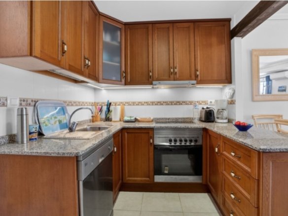 4 Bedroom 3 Bathroom Town House in Torrevieja - Caza De Casa