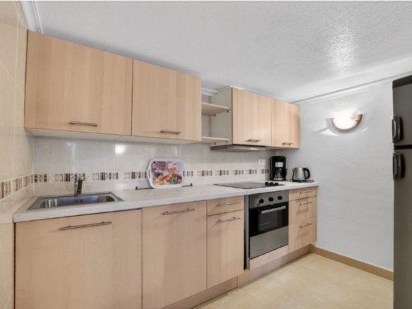 4 Bedroom 3 Bathroom Town House in Torrevieja - Caza De Casa