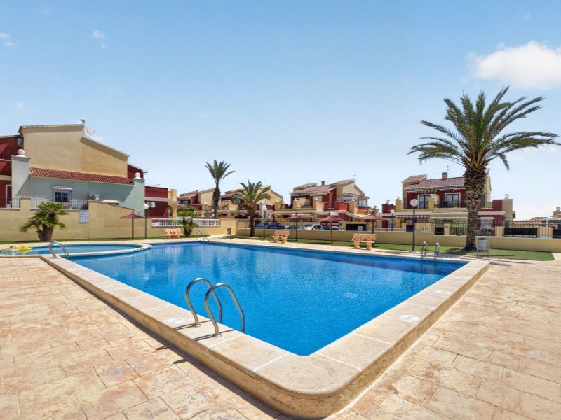 ID7345c001-0000-0500-0000-0000197e1369 4 Bedroom 3 Bathroom Town House in Torrevieja - Caza De Casa