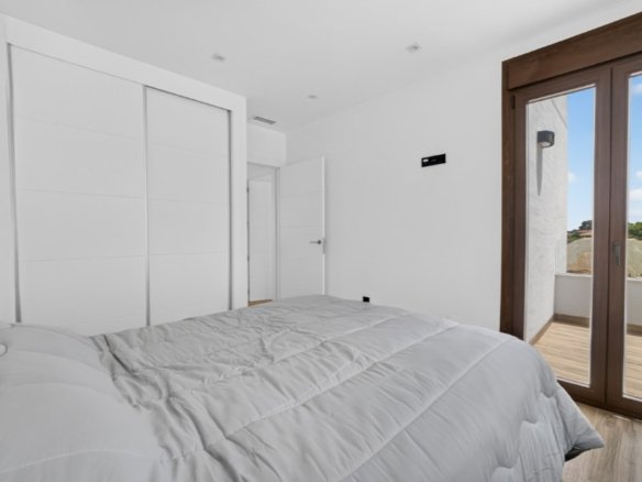 3 Bed 3 Bath Villa in Torrevieja - Caza De Casa