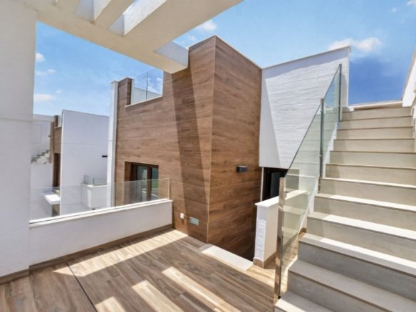 3 Bed 3 Bath Villa in Torrevieja - Caza De Casa