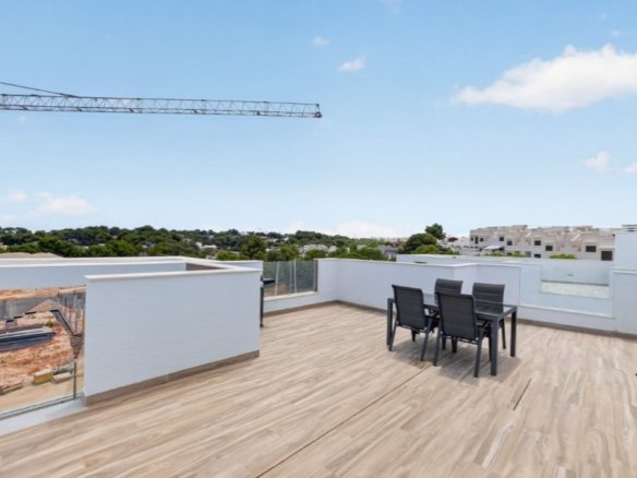 3 Bed 3 Bath Villa in Torrevieja - Caza De Casa