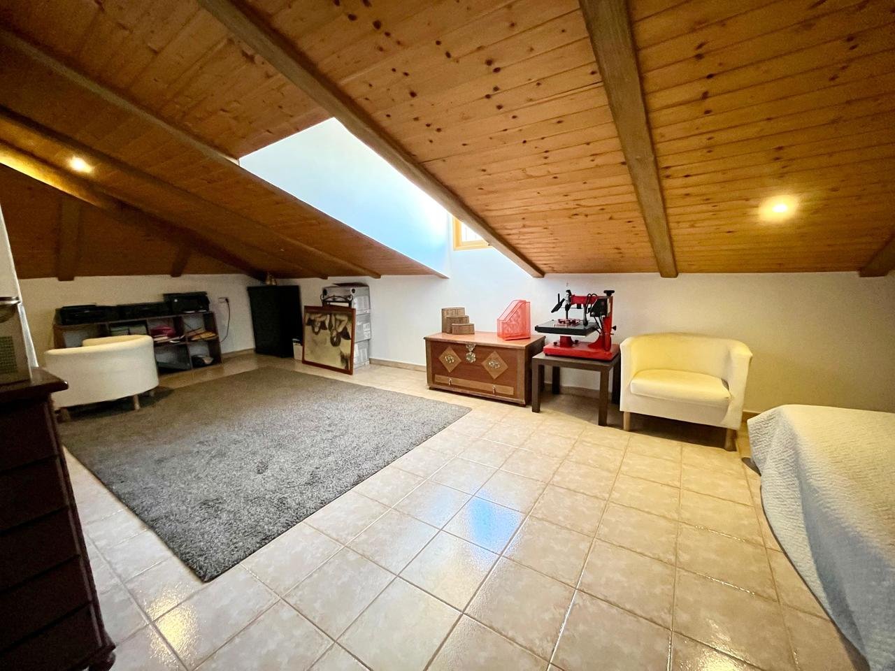 3 Bedroom 3 Bathroom Country House in Fortuna - Caza De Casa