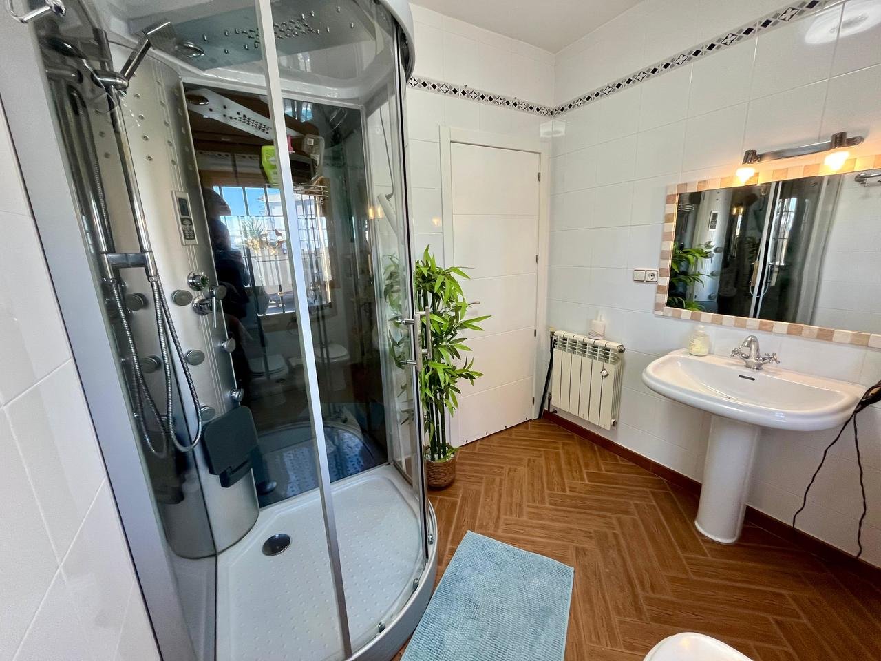 3 Bedroom 3 Bathroom Country House in Fortuna - Caza De Casa