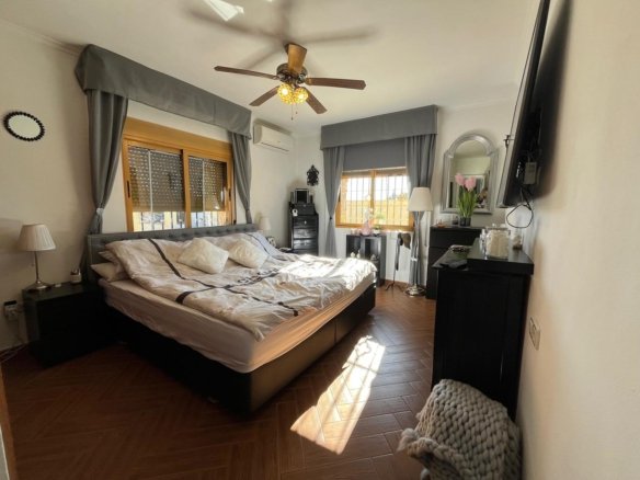 3 Bedroom 3 Bathroom Country House in Fortuna - Caza De Casa
