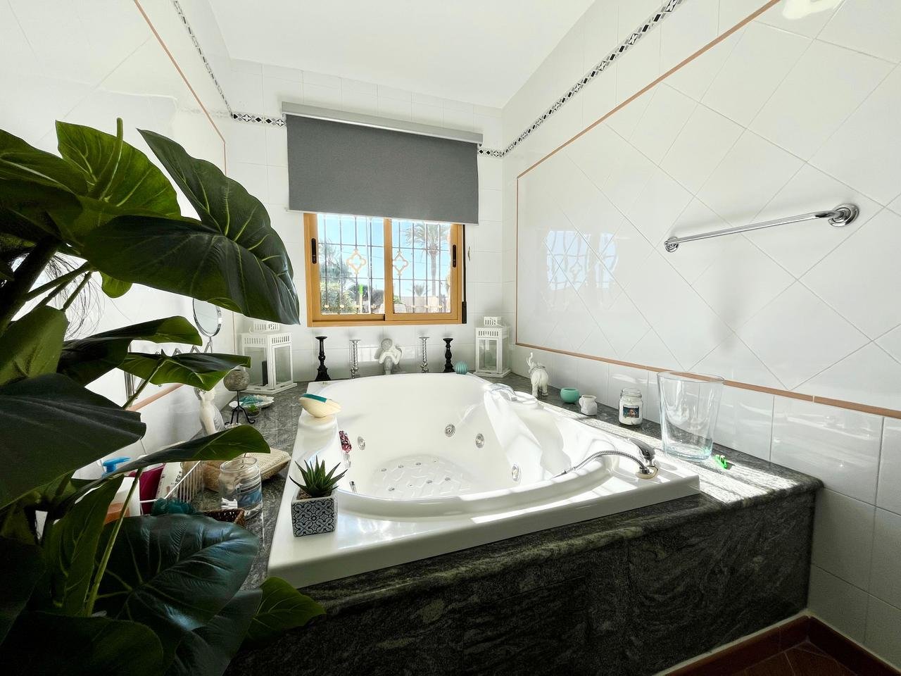 3 Bedroom 3 Bathroom Country House in Fortuna - Caza De Casa