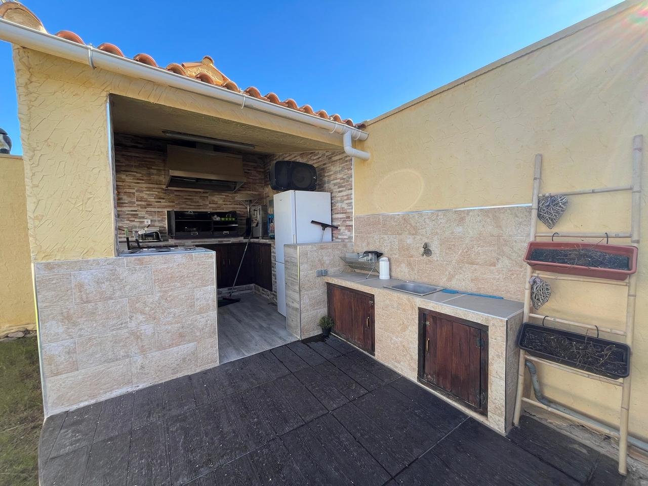 3 Bedroom 3 Bathroom Country House in Fortuna - Caza De Casa