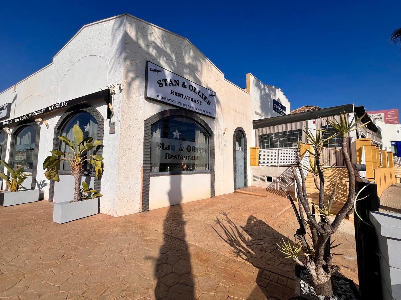 Commercial in Guardamar del Segura - Caza De Casa