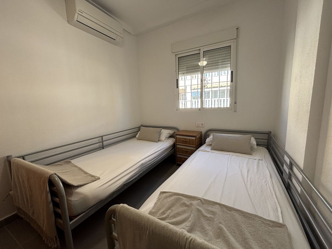 3 Bedroom 3 Bathroom Town House in La Zenia - Caza De Casa