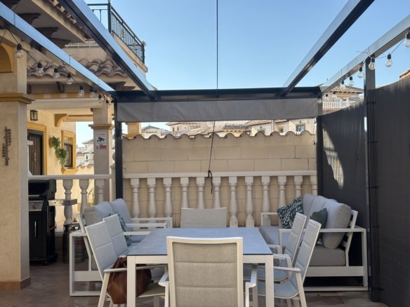 3 Bedroom 3 Bathroom Town House in La Zenia - Caza De Casa