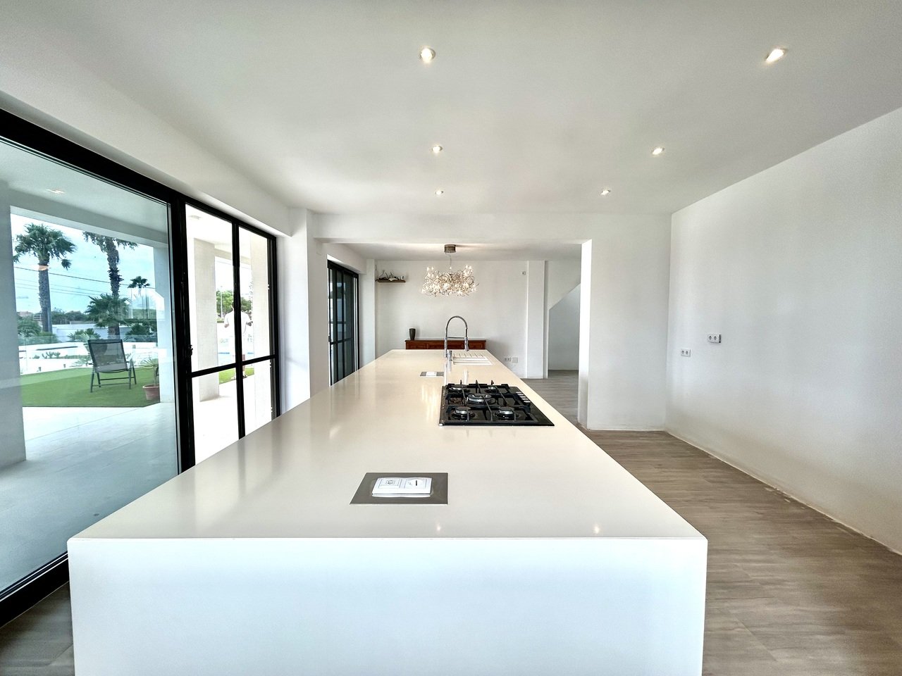 8 Bed 4 Bath Villa in Los Montesinos - Caza De Casa