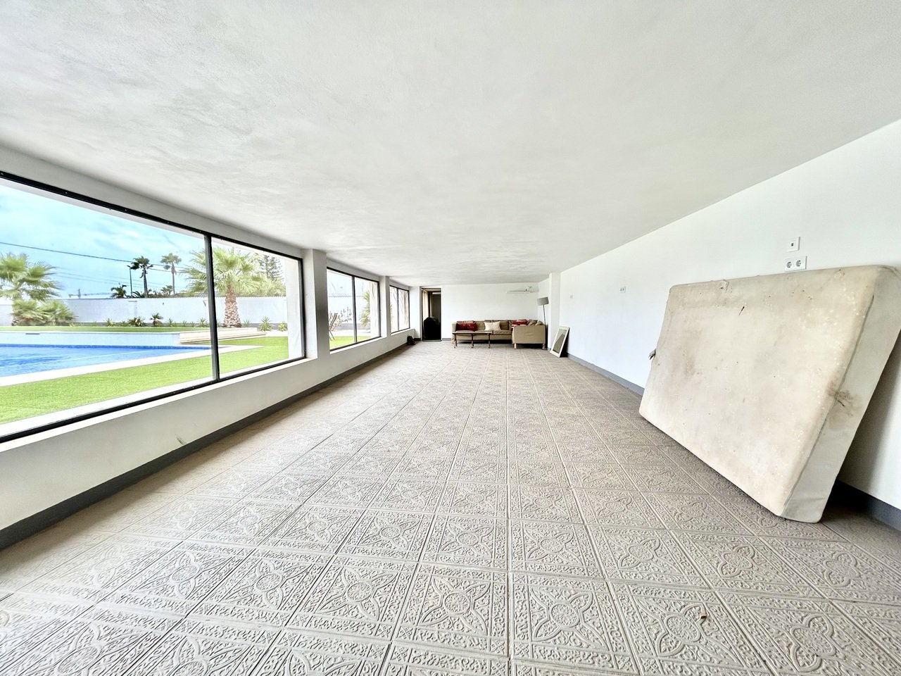 8 Bed 4 Bath Villa in Los Montesinos - Caza De Casa